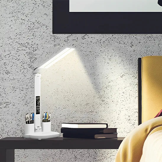 lampe de bureau led aussi pratique comme lampe de chevet