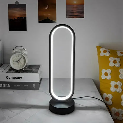 lampe de chevet led moderne design dans salle a diner